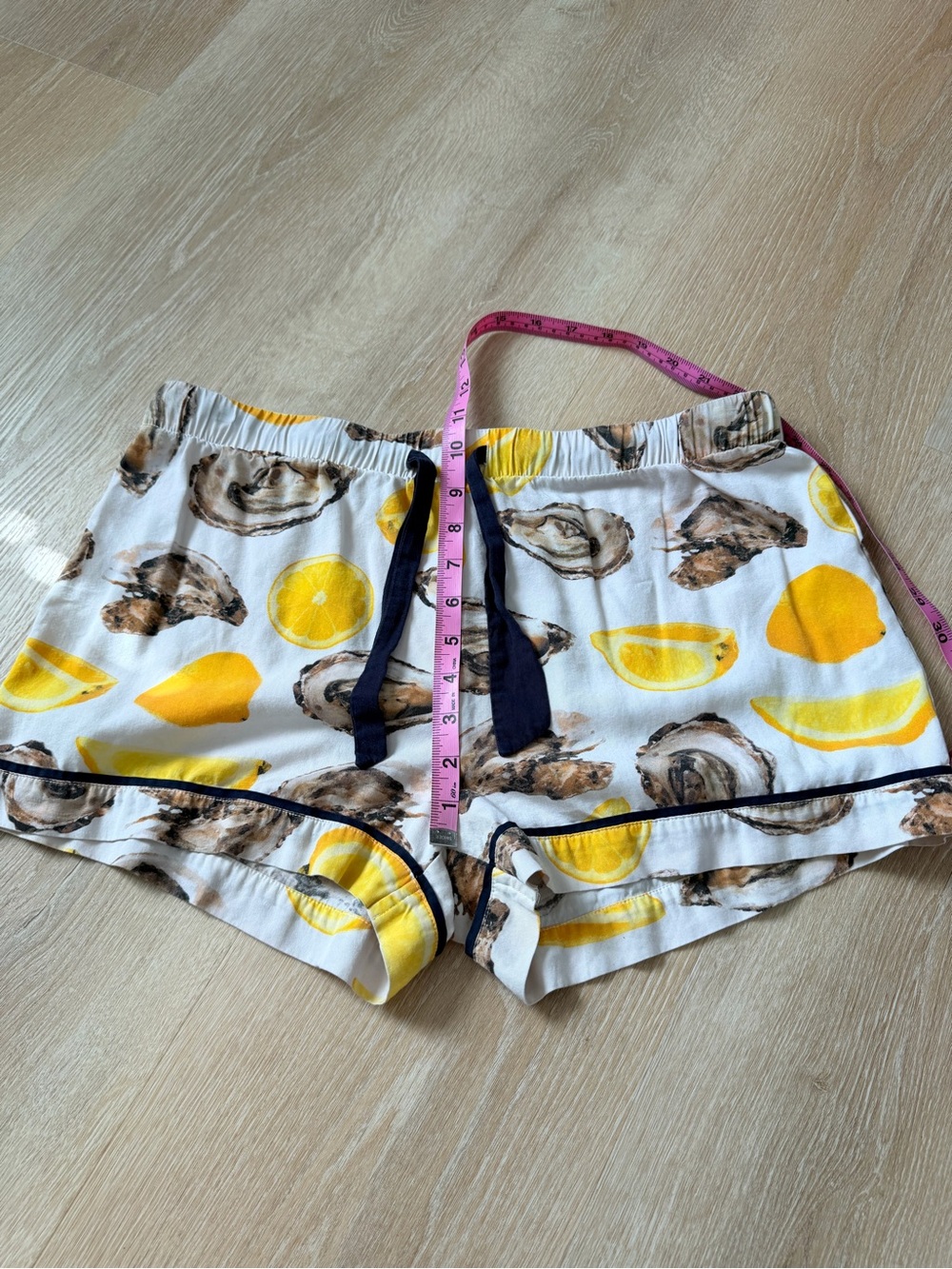 Katie Kime World Is Your Oyster Cotton Shorts Pajama Set Lemon Oyster Print M/S - Picture 10 of 13